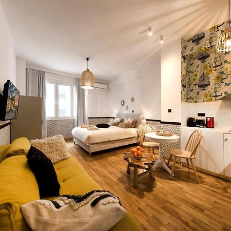 Studio di 36 m² in Appartamento con 1 bagno privato in zona Omonia Atene Esterno foto