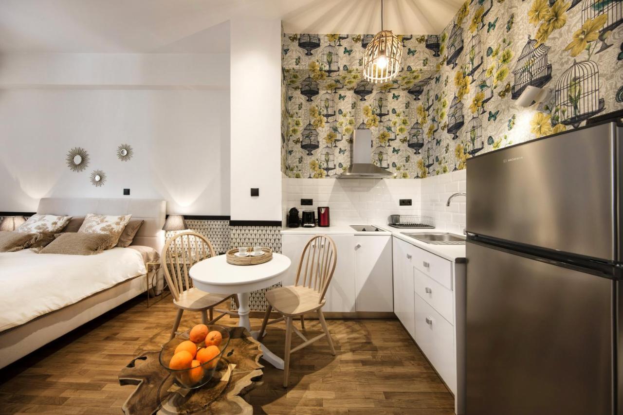 Studio di 36 m² in Appartamento con 1 bagno privato in zona Omonia Atene Esterno foto