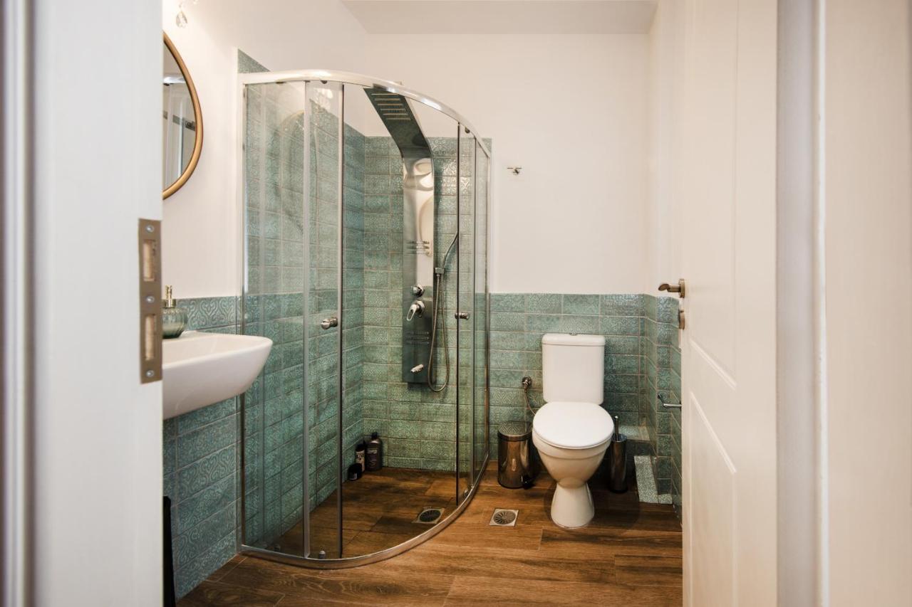 Studio di 36 m² in Appartamento con 1 bagno privato in zona Omonia Atene Esterno foto