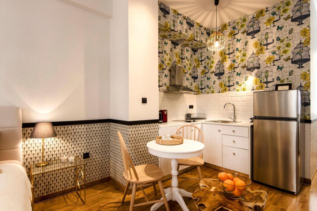 Studio di 36 m² in Appartamento con 1 bagno privato in zona Omonia Atene Esterno foto